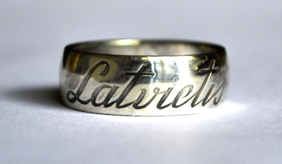 "Latvietis" sudraba gredzens .